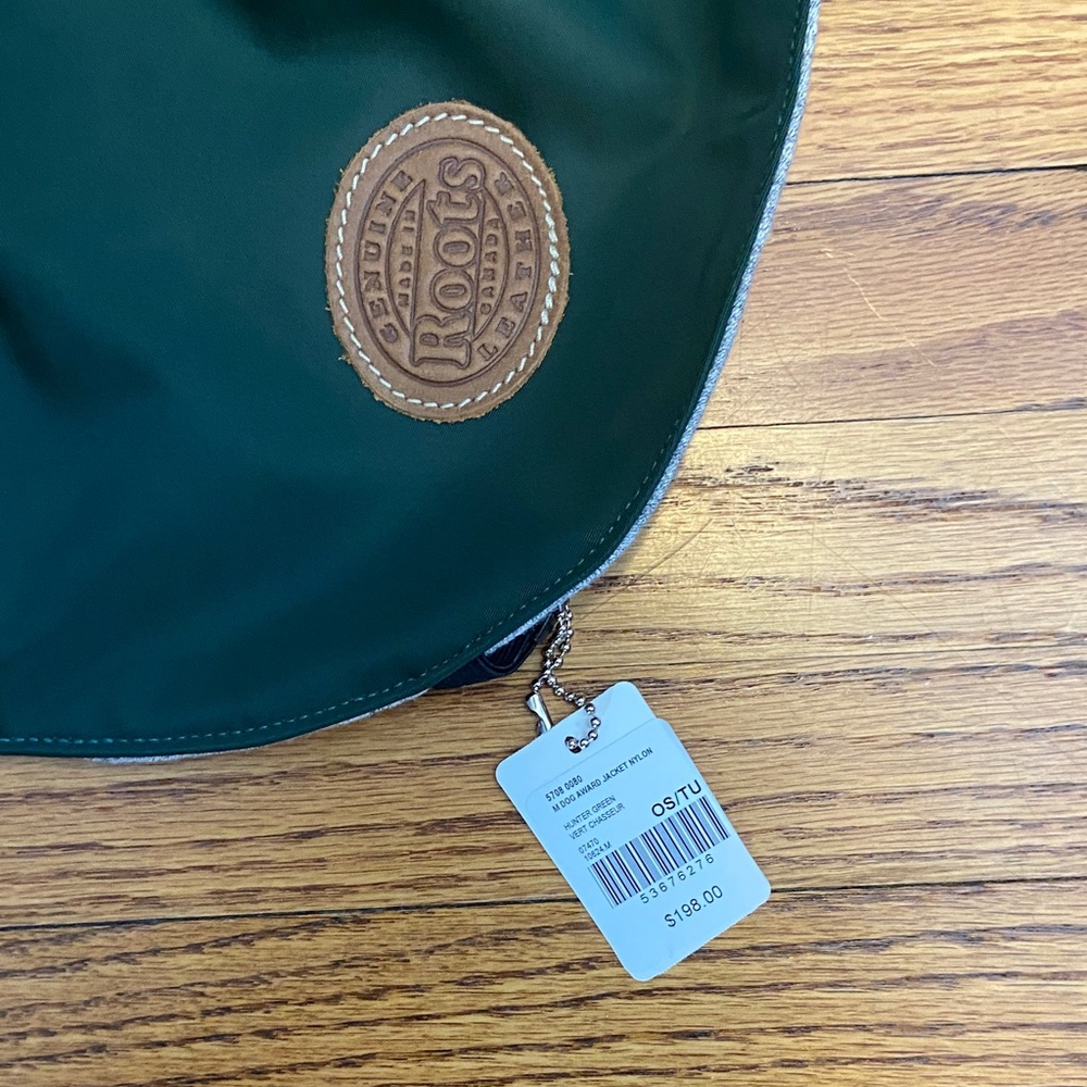 Green Roots Dog Coat O/S size with Letter Patch and Original Tags - Picture 3 of 11
